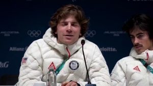 【喷嚏图卦20260208】我披着国旗参赛，并不代表我认同美国正在发生的一切